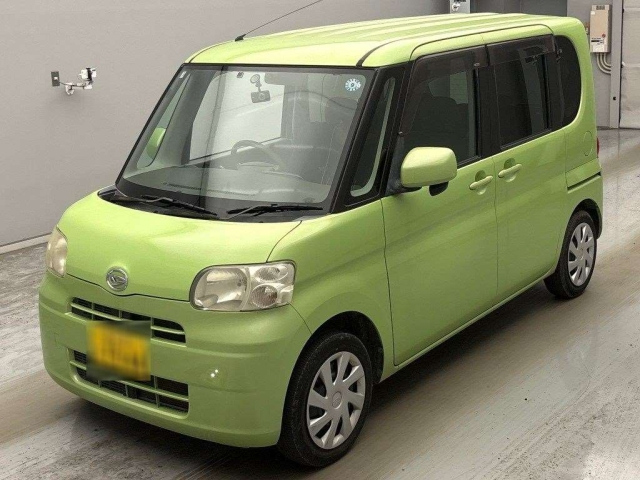 DAIHATSU TANTO — фото