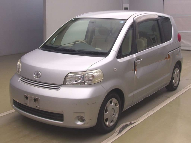 TOYOTA PORTE — фото