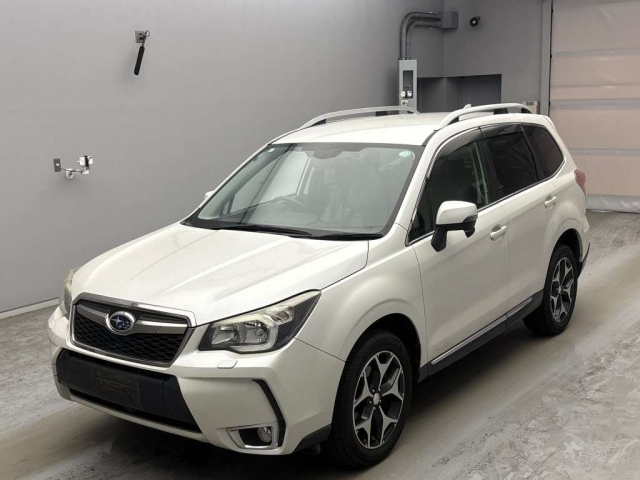 SUBARU FORESTER — фото