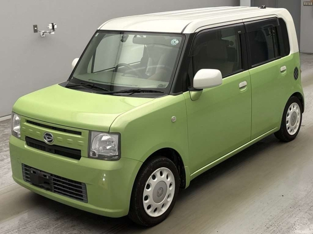 DAIHATSU MOVE — фото