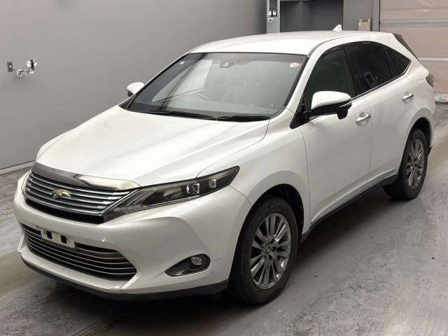 TOYOTA HARRIER — фото