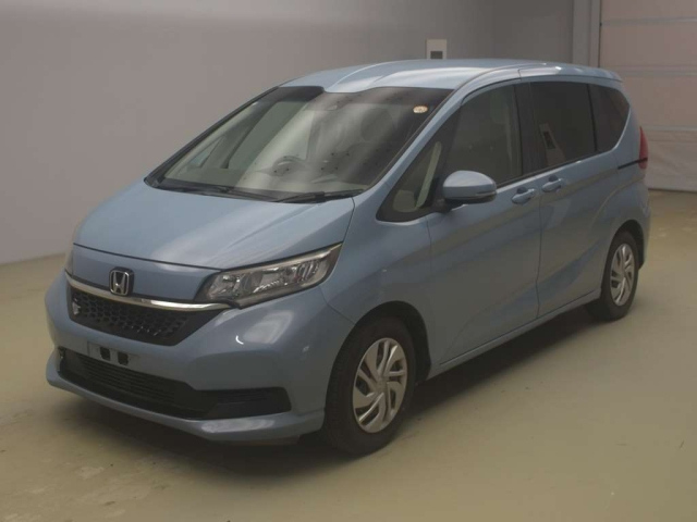 HONDA FREED — фото