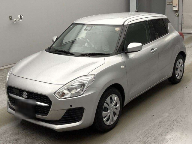 SUZUKI SWIFT — фото