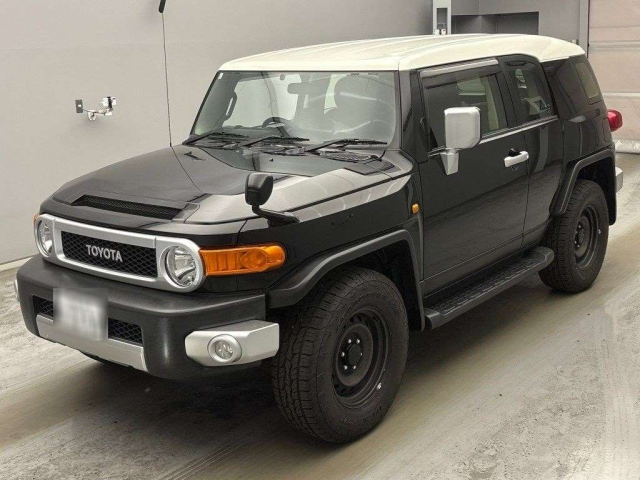 TOYOTA FJ — фото