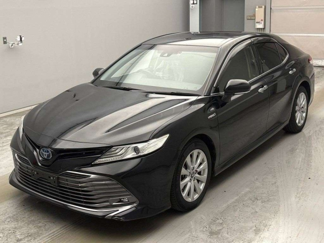TOYOTA CAMRY — фото