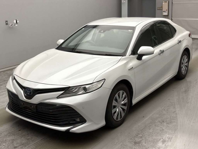 TOYOTA CAMRY — фото