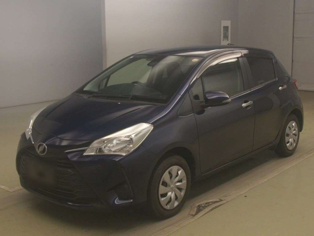TOYOTA VITZ — фото