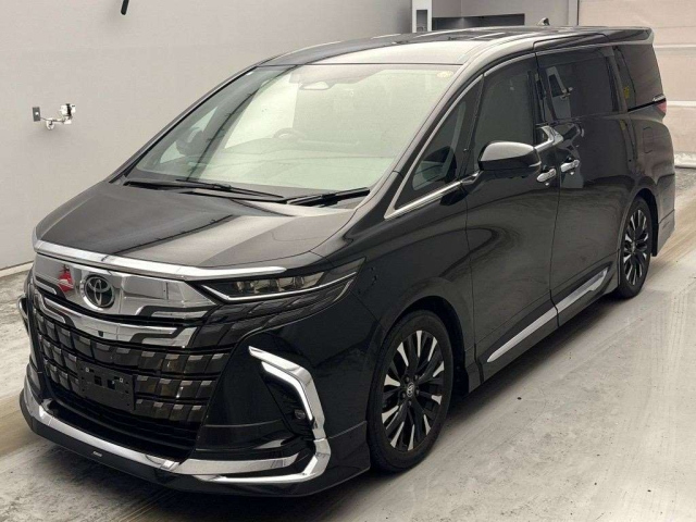 TOYOTA ALPHARD — фото