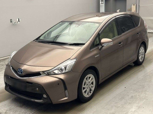 TOYOTA PRIUS — фото