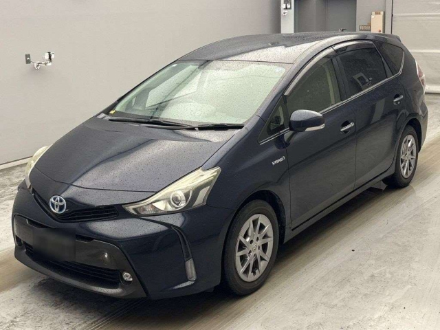 TOYOTA PRIUS — фото