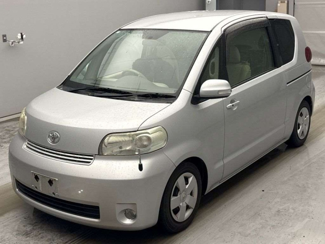 TOYOTA PORTE — фото