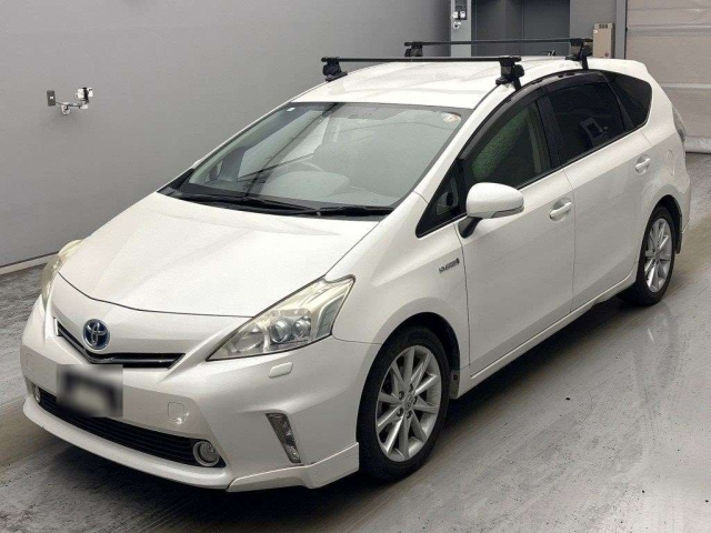 TOYOTA PRIUS — фото