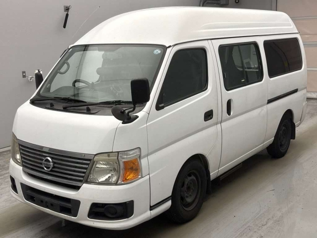 NISSAN CARAVAN — фото
