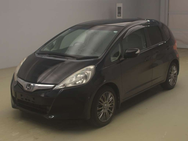 HONDA FIT — фото