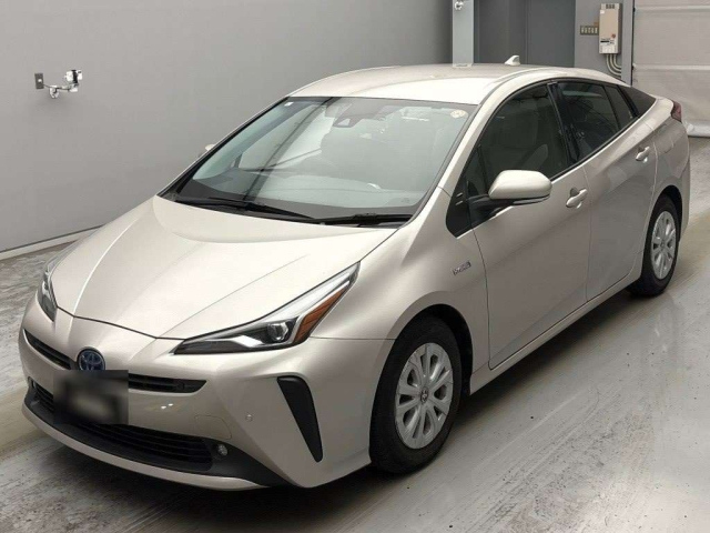TOYOTA PRIUS — фото