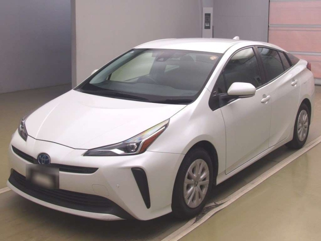 TOYOTA PRIUS — фото