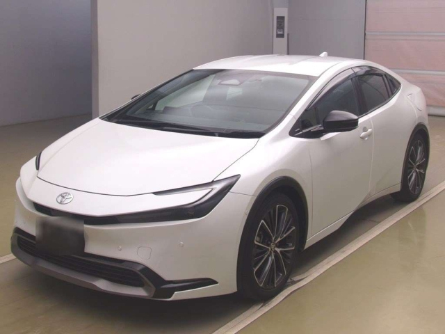 TOYOTA PRIUS — фото