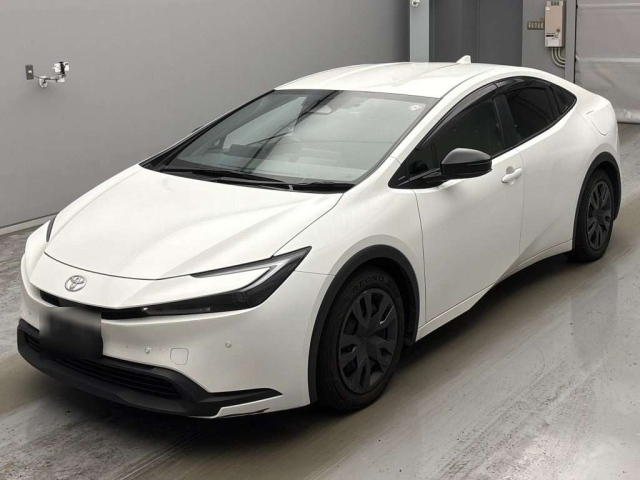 TOYOTA PRIUS — фото