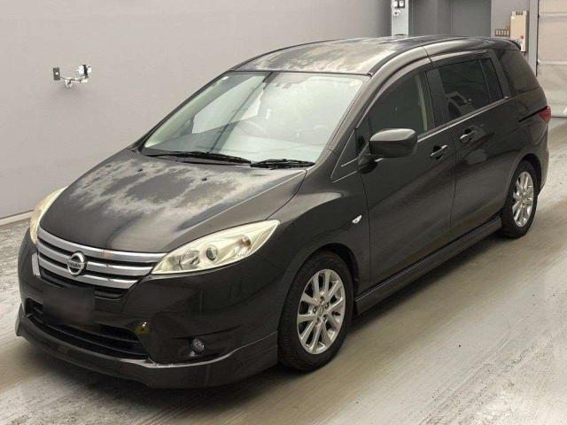 NISSAN LAFESTA — фото