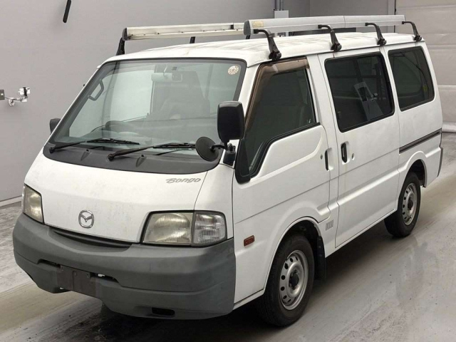 MAZDA BONGO — фото