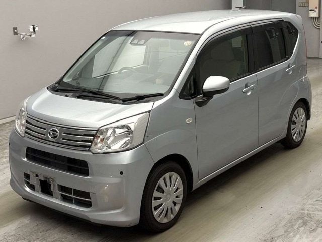 DAIHATSU MOVE — фото