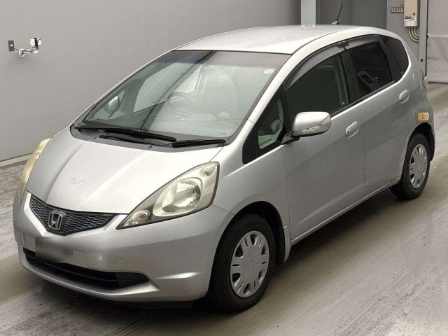 HONDA FIT — фото