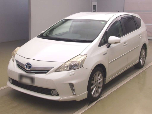 TOYOTA PRIUS — фото