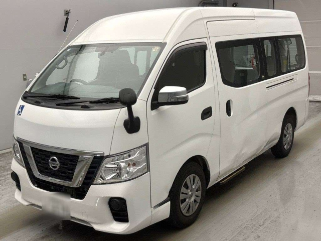 NISSAN CARAVAN — фото