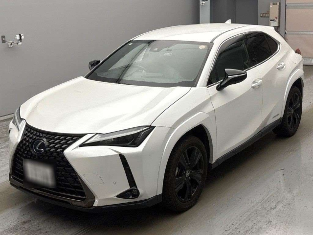 LEXUS UX — фото