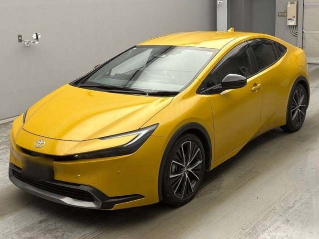 TOYOTA PRIUS — фото