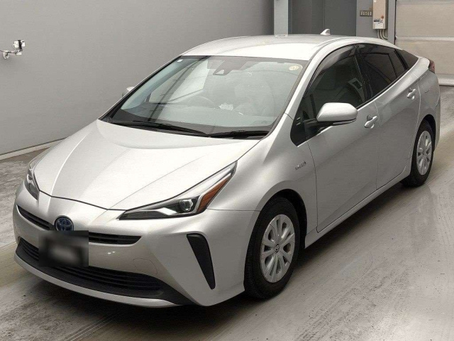 TOYOTA PRIUS — фото