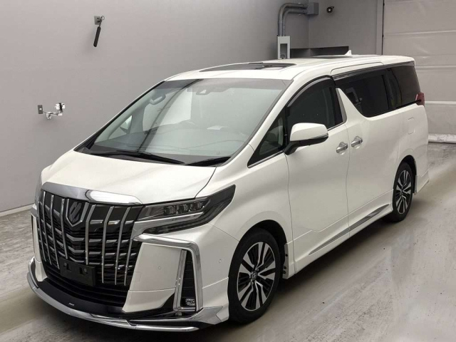 TOYOTA ALPHARD — фото