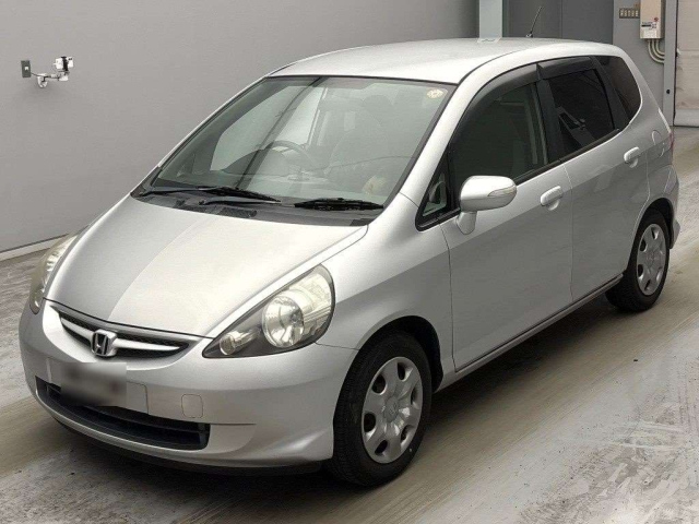 HONDA FIT — фото