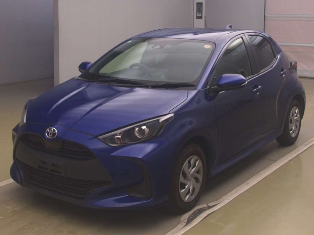 TOYOTA YARIS — фото