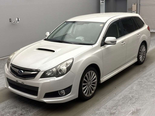 SUBARU LEGACY — фото