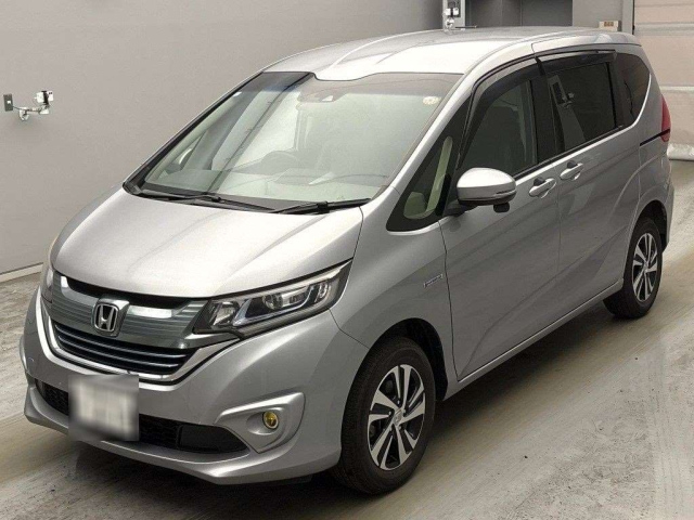 HONDA FREED — фото
