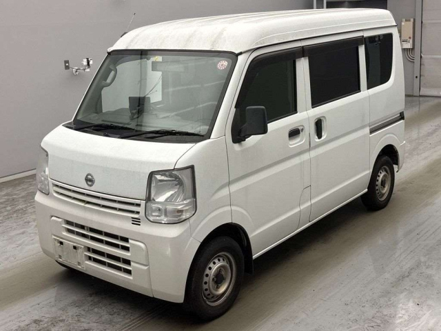 NISSAN CLIPPER — фото