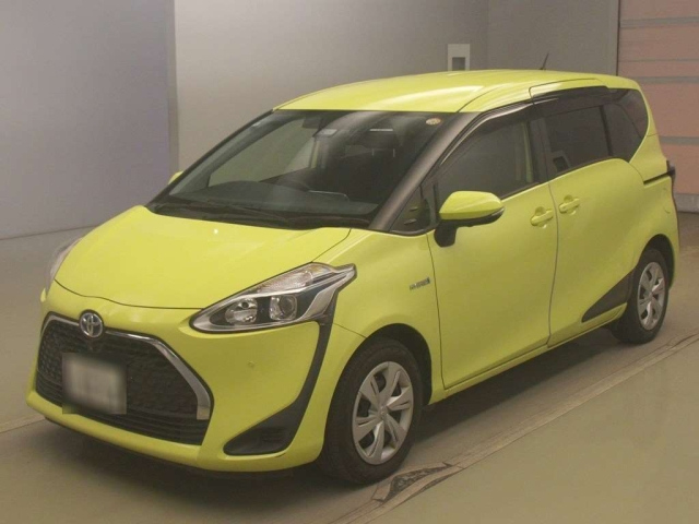 TOYOTA SIENTA — фото