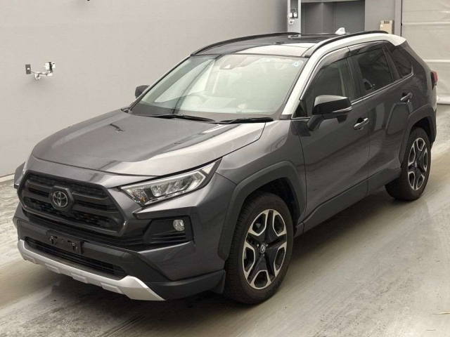 TOYOTA RAV4 — фото