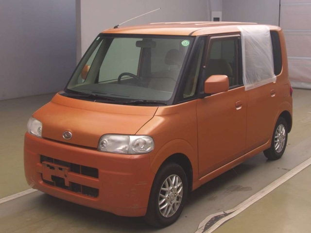 DAIHATSU TANTO — фото