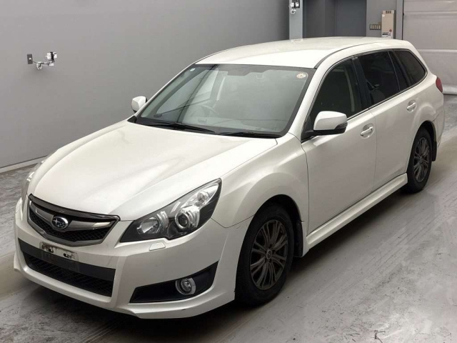SUBARU LEGACY — фото
