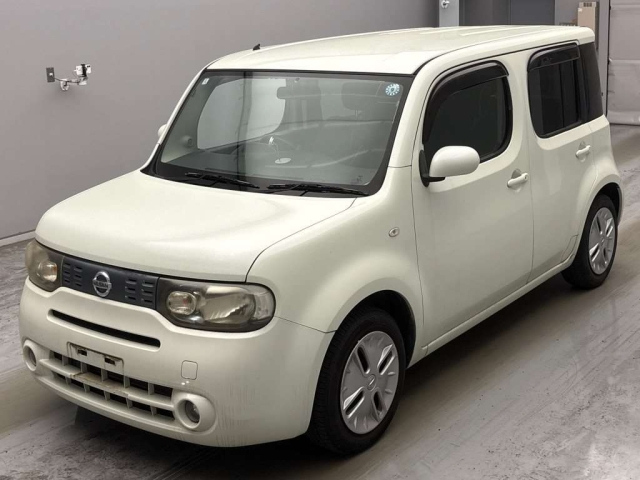 NISSAN CUBE — фото