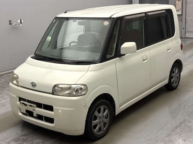 DAIHATSU TANTO — фото