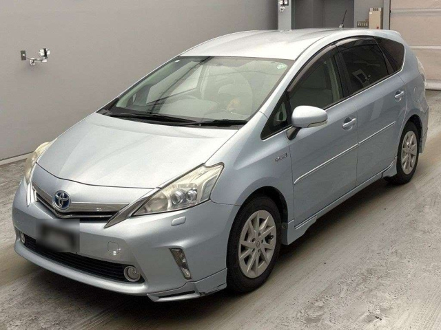 TOYOTA PRIUS — фото