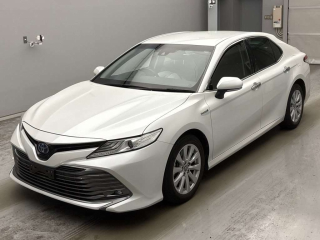 TOYOTA CAMRY — фото