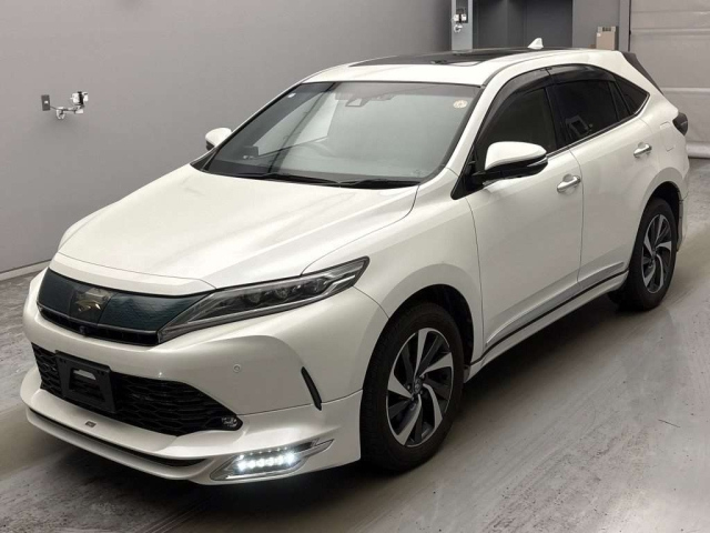 TOYOTA HARRIER — фото