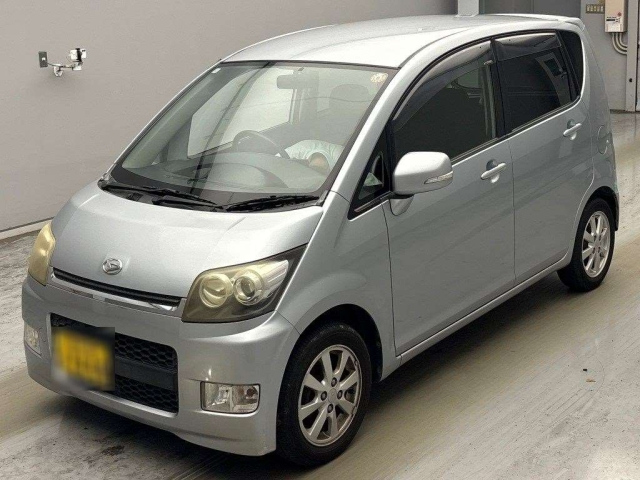 DAIHATSU MOVE — фото