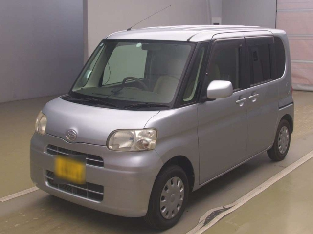 DAIHATSU TANTO — фото