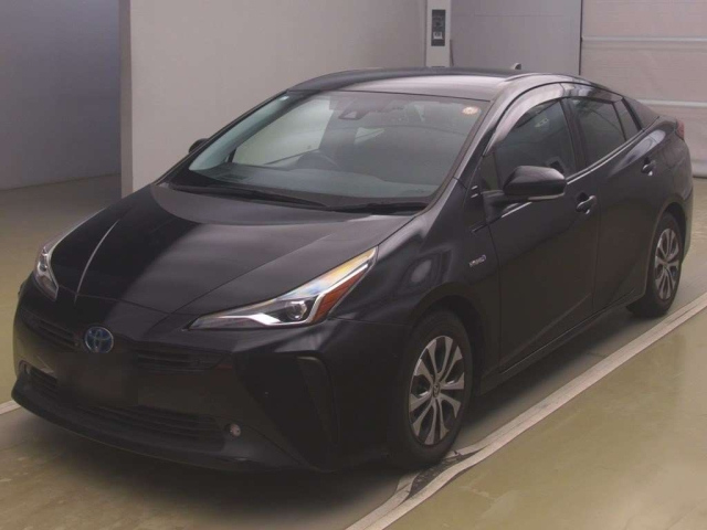 TOYOTA PRIUS — фото