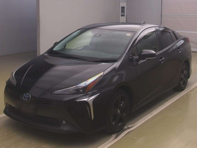 TOYOTA PRIUS — фото
